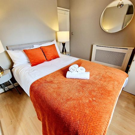 Brilliant 3 Bedroom'S Apartment In Hyde Park With Elevator - 1 Flight Of Stairs Only London Eksteriør billede